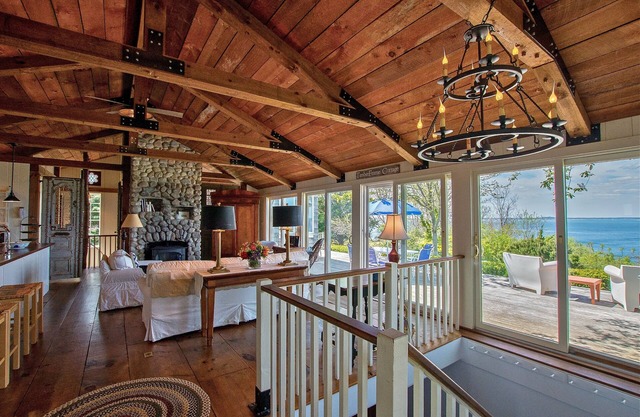 Außergewöhnliche Oceanfront Cottage, Lichthausblick, 2 Oceanfront Master-Suiten
