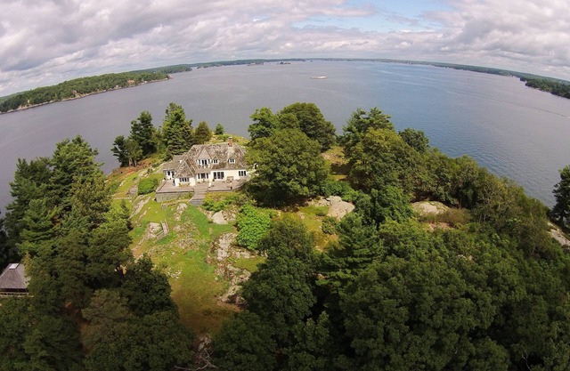 Magnificent Private Island in one of America’s Most Beautiful and Fun Rivers