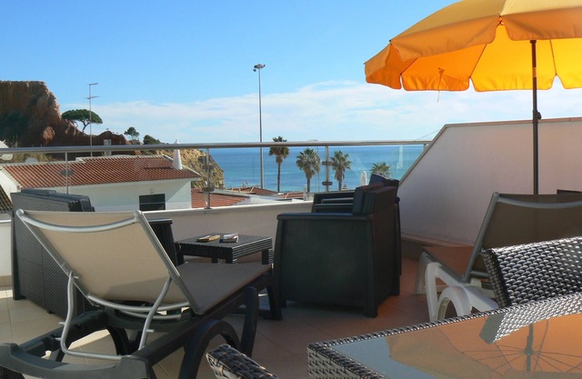 schöne Maisonette (2 / 6pers) mit Meerblick 10m vom Strand entfernt - Albufeira
