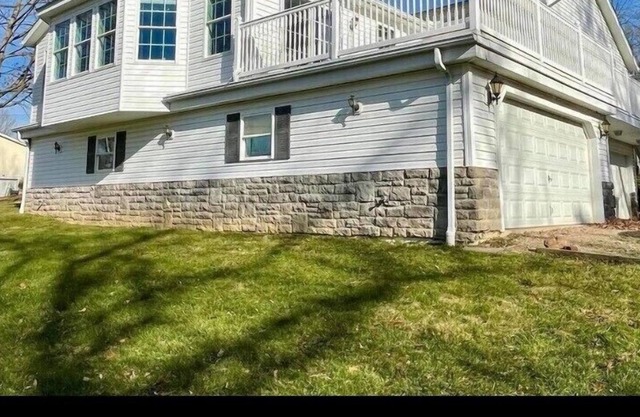 Magnificent Spacious House at Buckeye Lake