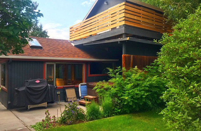 Gemütliches Ferienhaus Eingebettet Nähe Stadt und Berge