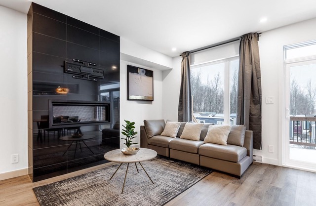 Magnifique Maison à 3mn de Marche du LAC Champlain 4 ch Idéal Pour les Familles