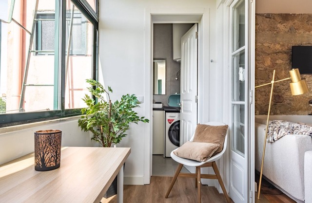 Magnolia Apartment, Wifi, AC, Campo de Ourique !new!