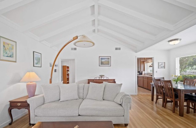 Magnolia - Carmel House - A Carmel Classic