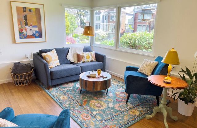 Magnolia Garden Cottage - a tranquil retreat surrounded by gardens