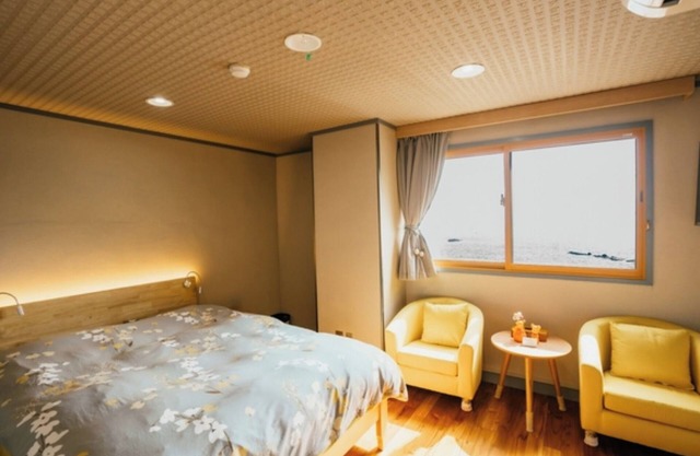 Main building 301 Westernstyle room double bed / Shimoda Shizuoka