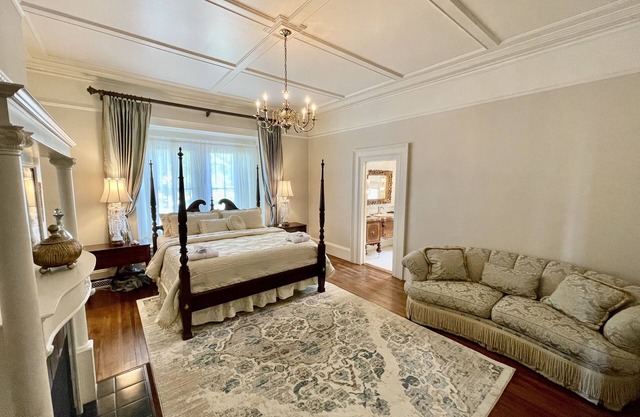 Main Floor Elegant Suite