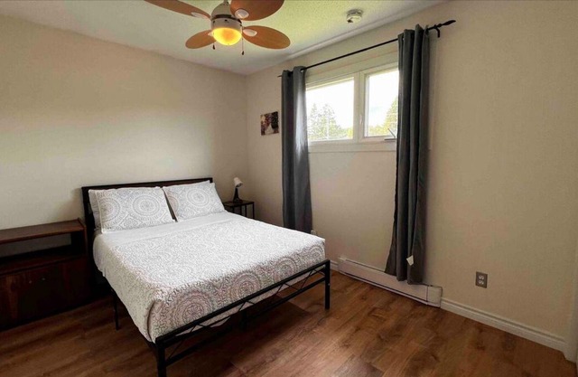 main level in prestigious area