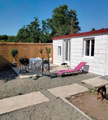 Maison avec jardin arboré