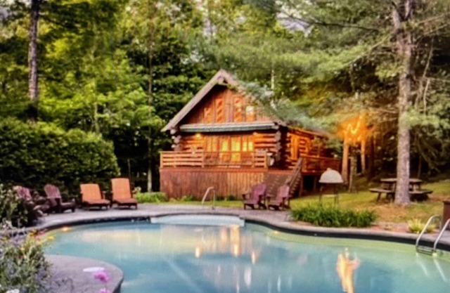 Maison en Bois Rond Chic Écologique à Knowlton à 1h de Montréal