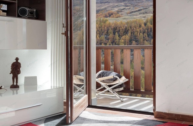 Maison Skis Aux Pieds - Ski-in / ski-out with balcony, garage, ski desposit