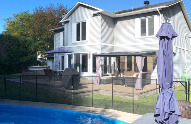 Maison spacieuse et confortable en pleine nature à deux pas de tous les services