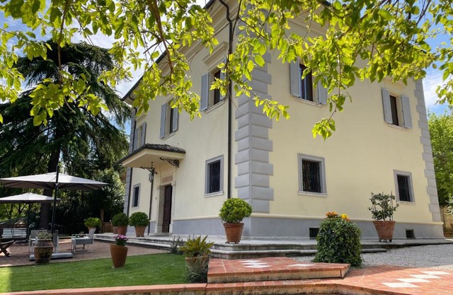 Maison Tuscany Bed&Breakfast