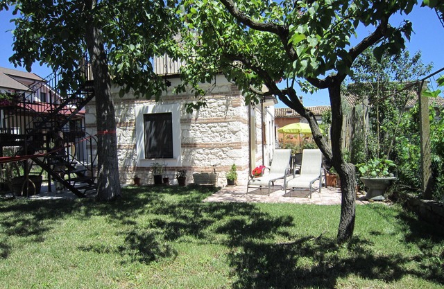 Majella National Park in den Abruzzen - schöne Selbstversorger-Gartenwohnung.