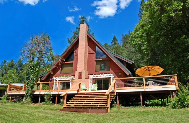 Majestätisches A-Frame Riverfront House am Trinity River ... Alpen Glow