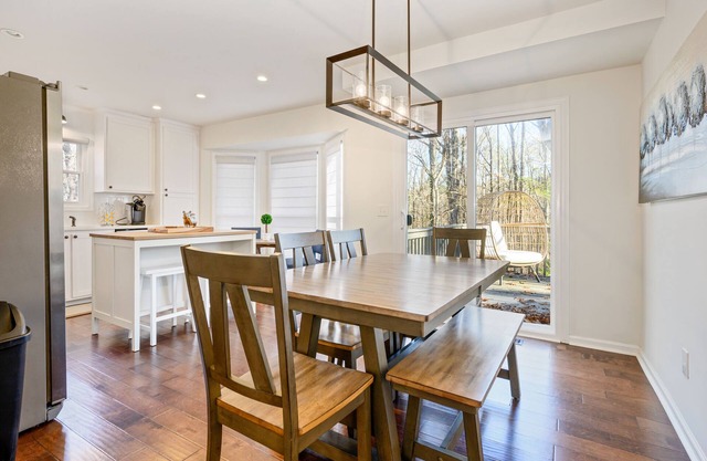 Majestic Modern Home Quick Access to DT Woodstock