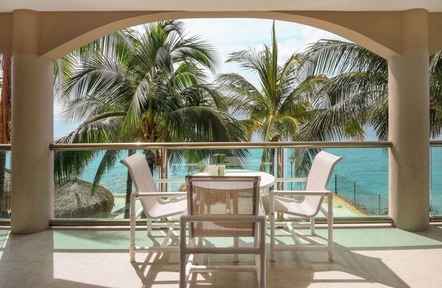 Majestic Beachfront Ocean View Condo
