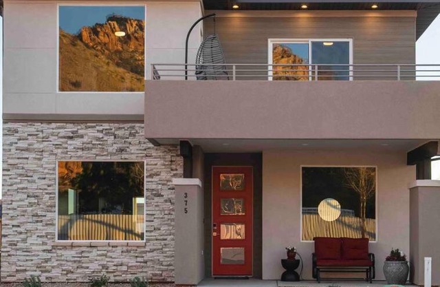 Majestic Zion Cottage with hot tub in Hildale