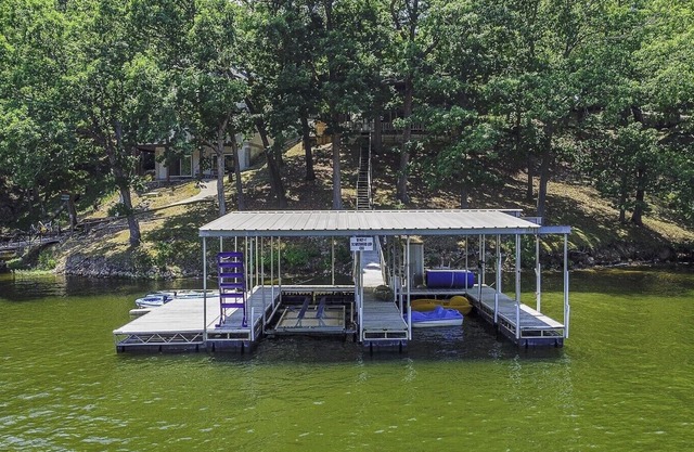 Making Lake Memories, Water Toys, Launch area /Dock/Slip, Fire pit, parking for group.