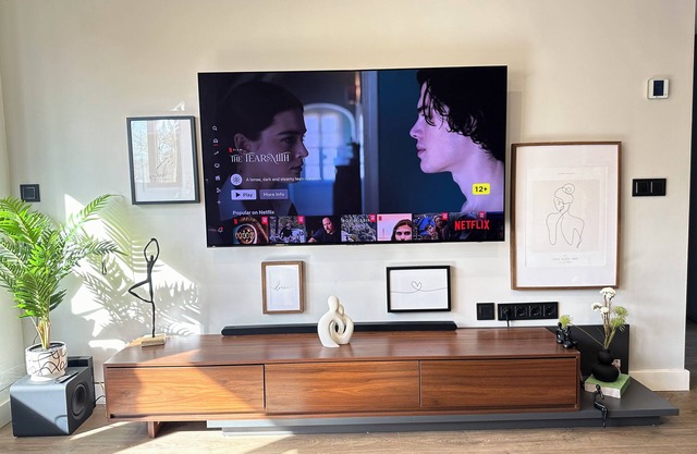 Malaga’s Most Lux Modern Apartment