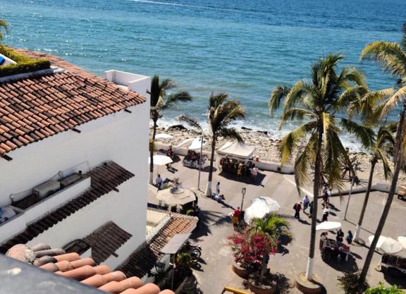 Malecon uno PV Libertad 111 Centro 48300 Puerto Vallarta Jal