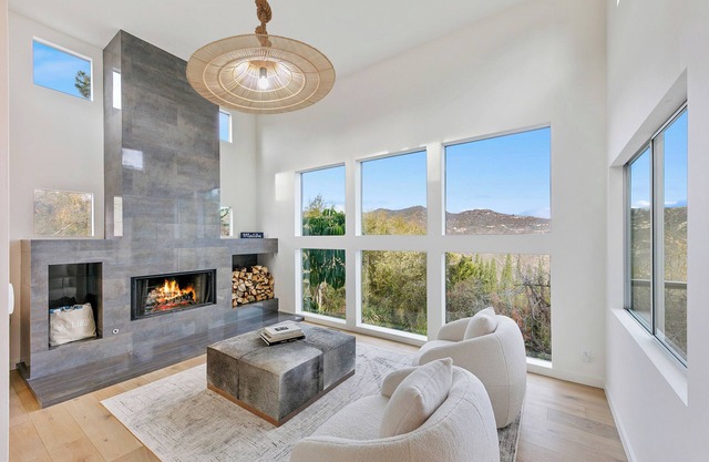 Malibu Beach and Mountain Retreat with Hot Tub