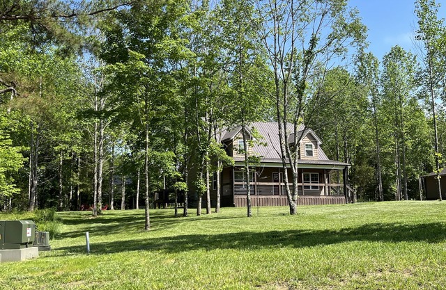 Mammoth Cave National Park Nolin Lake beautiful 4 bedroom home sleeps 12