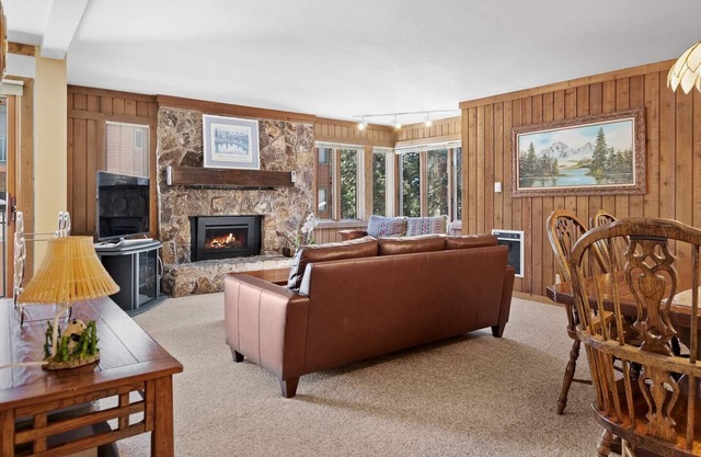 Mammoth Getaway, Short walk to the Village and steps to Canyon Lodge shuttle.
