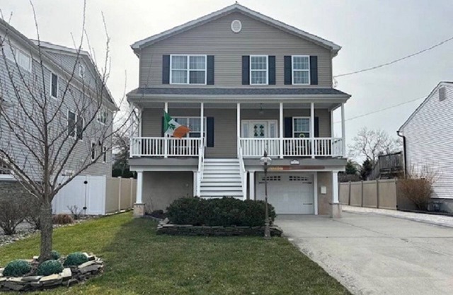 Manasquan - Prime Location - Walk to Beach