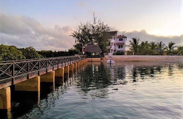 Manda Island Villa