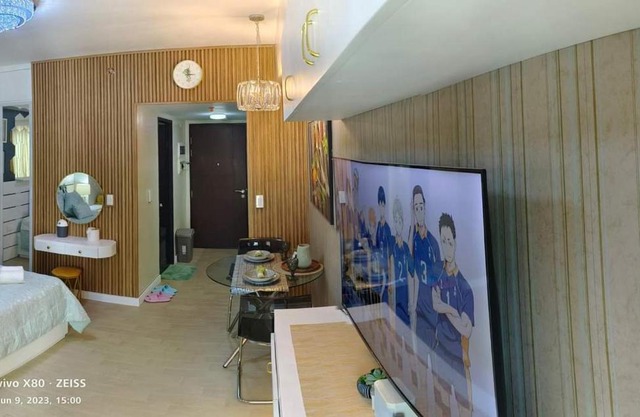 Manhattan Plaza tower 1 with balcony araneta center cubao