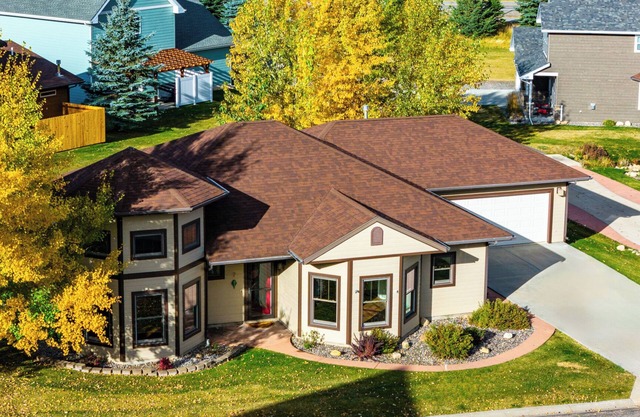 Manifest Mountains 3-bedroom 2-bathroom retreat in Red Lodge, Montana