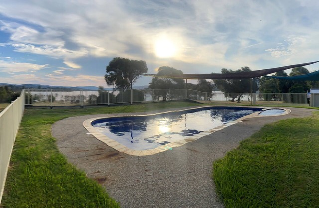 Mansfield Lakeside