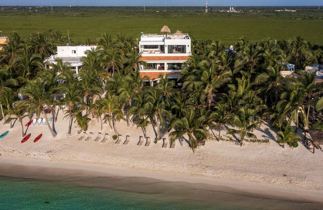 Mansion in Soliman Bay