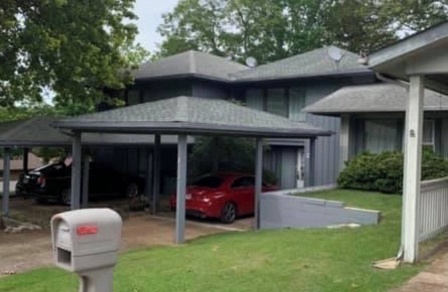 Many Moons Townhouse Heated Pool, Rivers, Lakes, and Golf Getaway