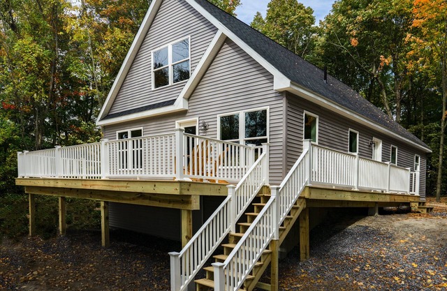 Maple Cove Lakefront Home