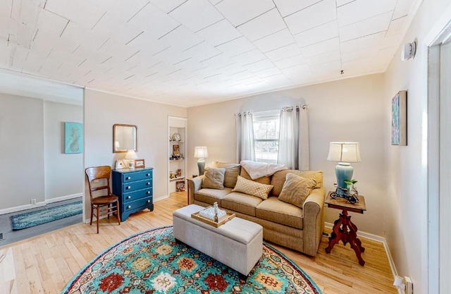 Maplewood Manor - Unit 1