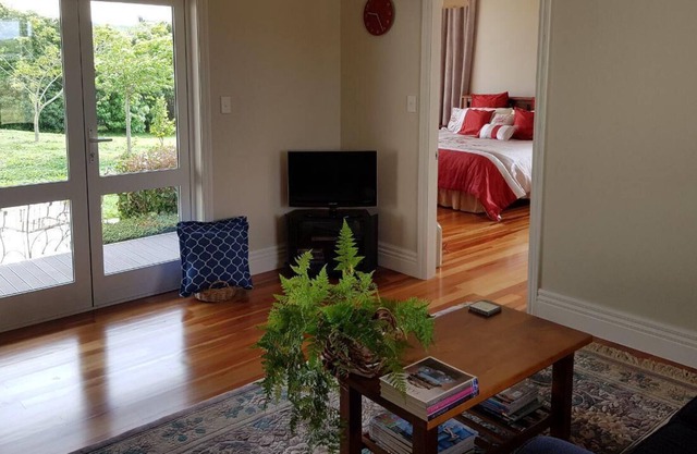 Mapua Orchard Retreat (Self Contained Studio)