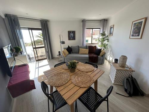 MAR & SAL APARTMENT