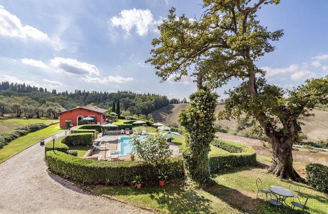 Maramaldo Galestro, Shared Pool, Chianti, Castelfiorentino, Italy