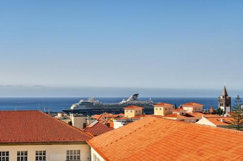 Maranta House, a Home in Madeira