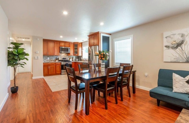 NEU!3BR Haus - Obergeschoss | San Jose Regional Medical Center | SAP San Jose Mc