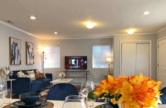 @ Marbella Lane - Elegant Home in SJ
