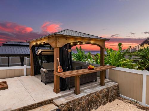 @ Marbella Lane - Stunning Gem w/MT & Ocean Views