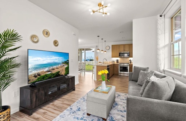 @Marbella Lane-Stunning OC + MT views in EACH room