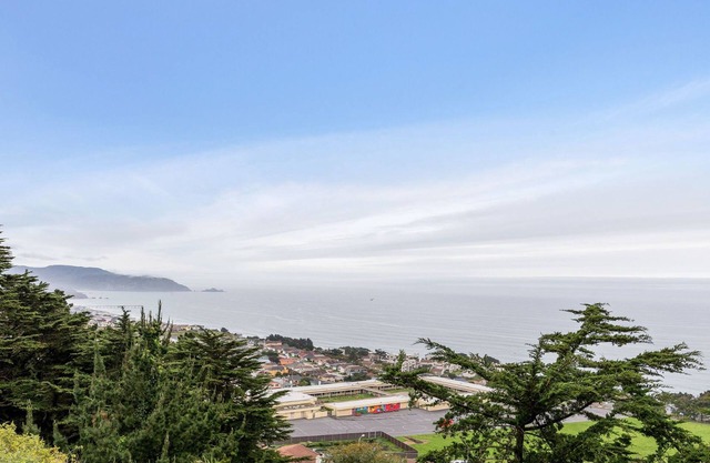 Marbella Lane Top Coastline Views, Family Friendly