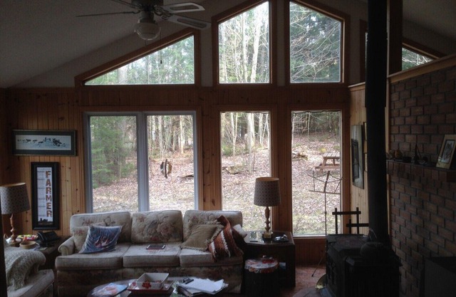 Marble Lake Cottage in der Nähe von Cloyne, Ontario