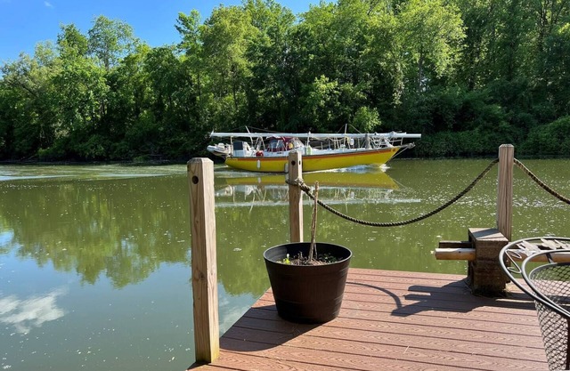 Marcy 2BR UP on the Erie Canal!
