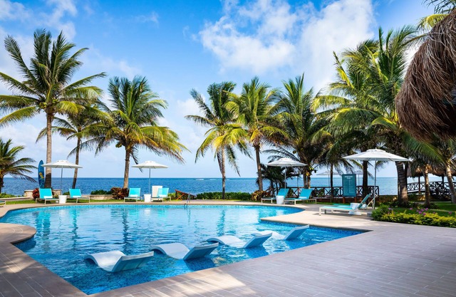 Margaritaville Island Reserve Riviera Cancún - A Karisma All-Inclusive Experience for All