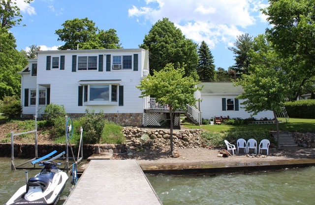 "MargueritaVille" Gemütliches Cottage mit 6 Schlafzimmern und Privatstrand in Wine Country